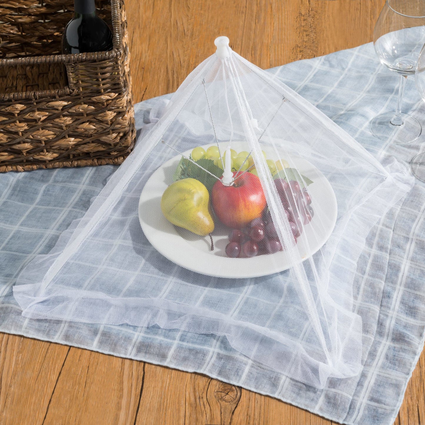 Square Mesh Collapsible Food Plate Cover, White