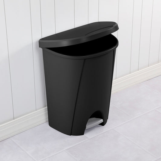 Sterilite 6.6 Gallon / 25 Liter StepOn Wastebasket Black