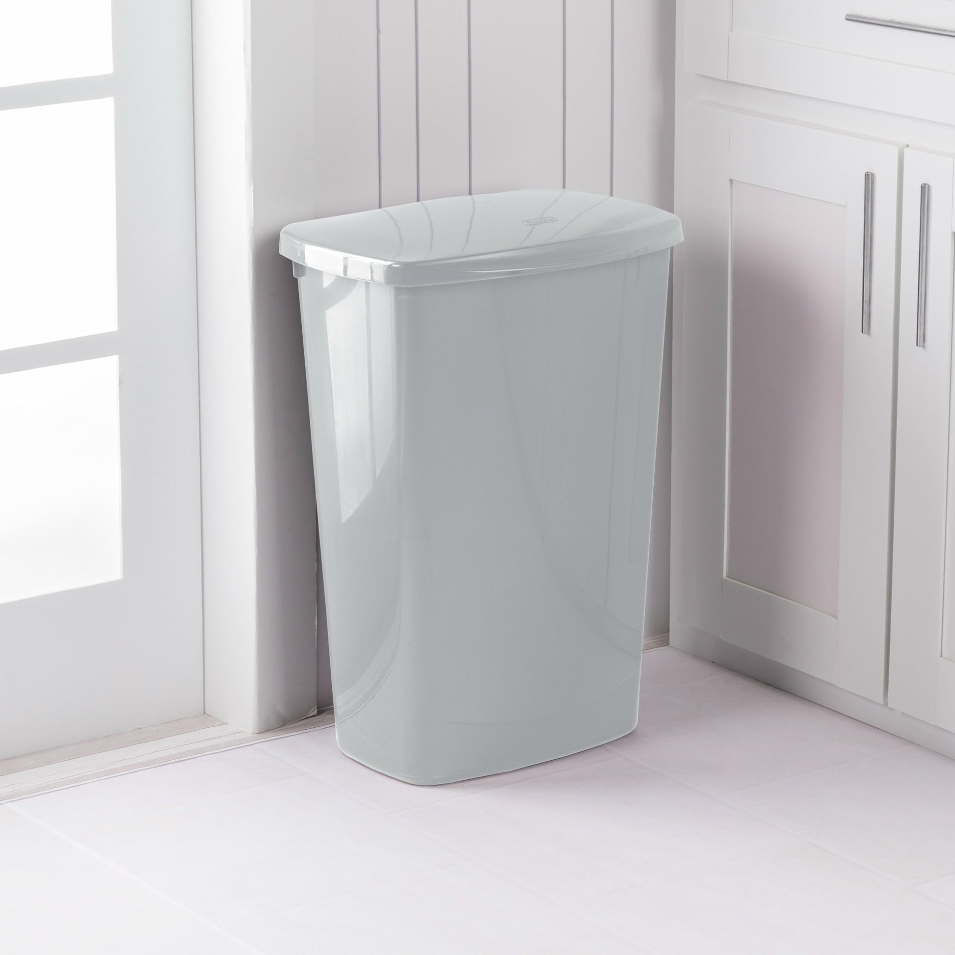 Sterilite 11.3 Gallon Lift Top Lid Wastebasket Kitchen Trash Can