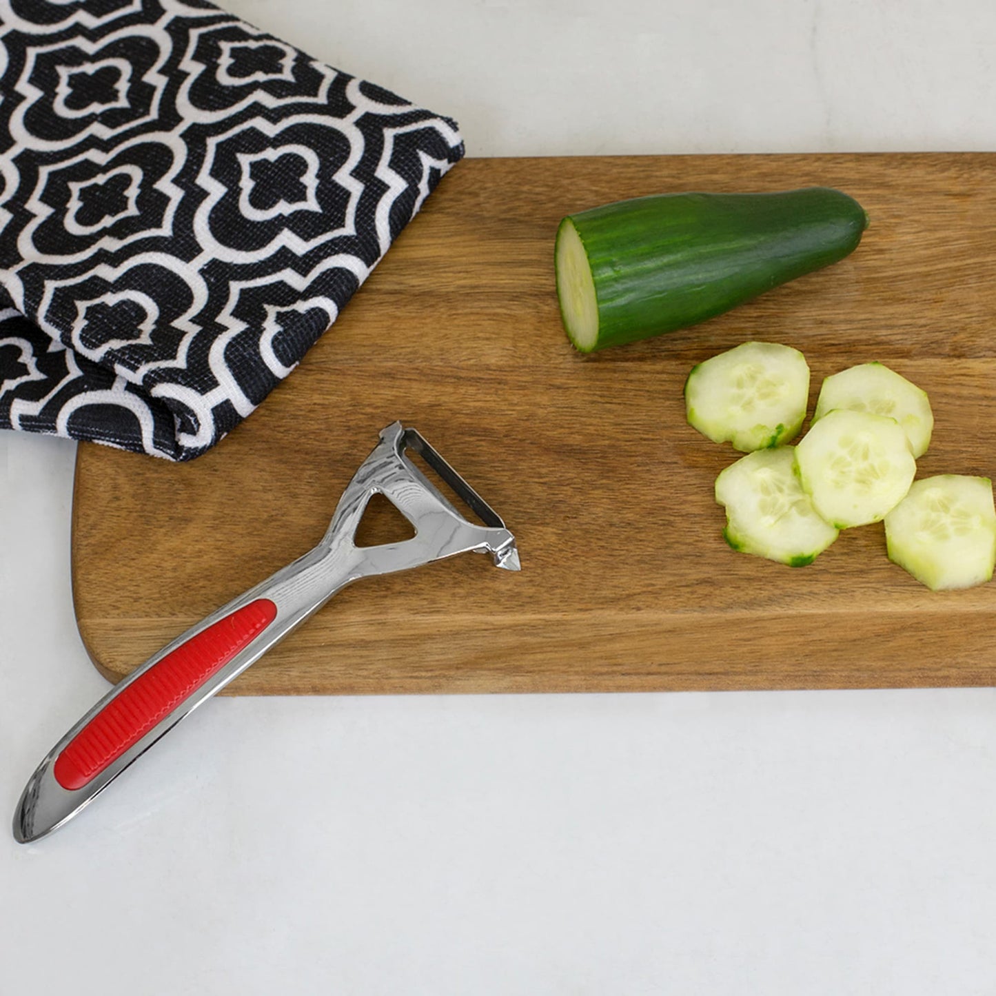 Vegetable Peeler with Rubber Grip