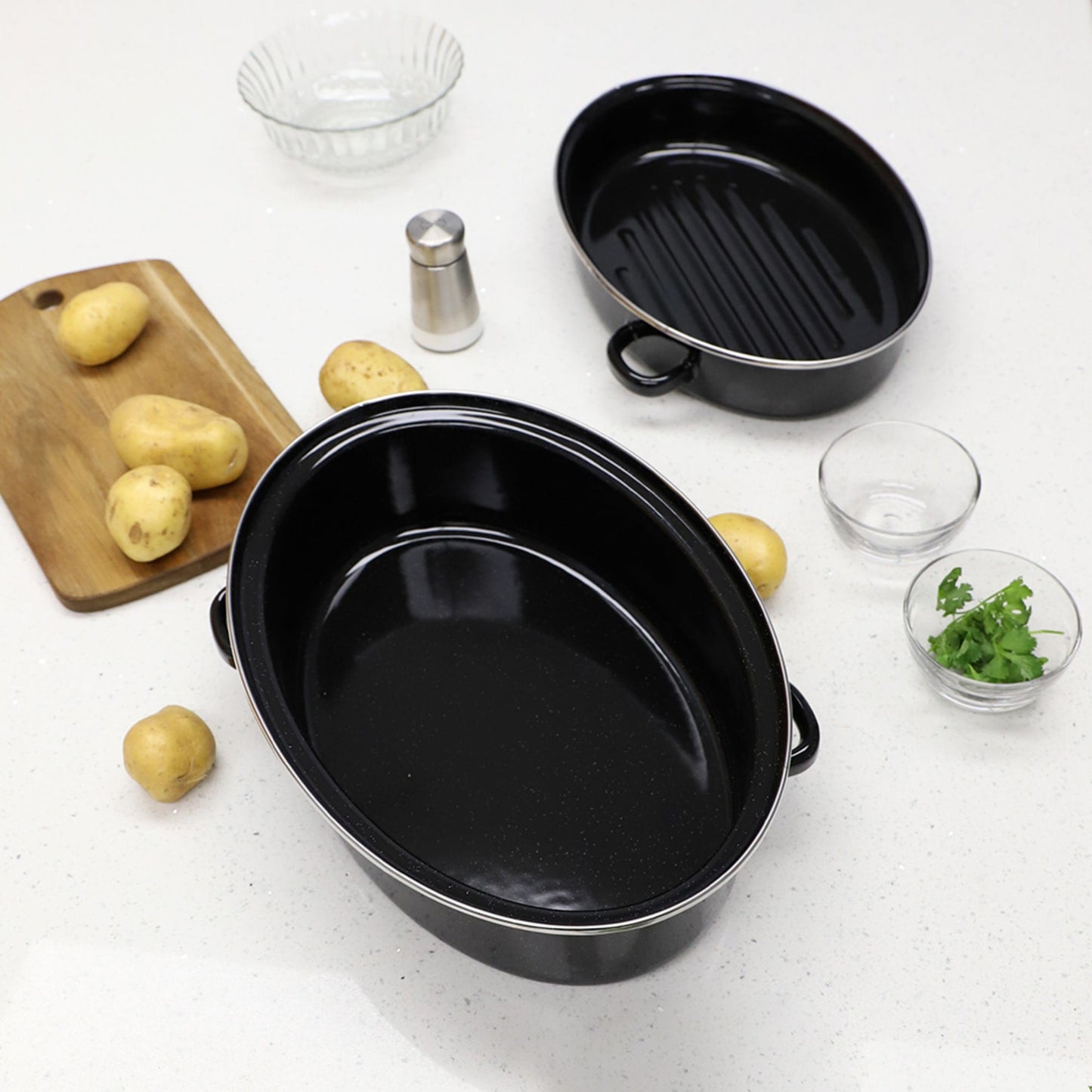 Deep Oval Natural Non-Stick 14” Enameled Carbon Steel Roaster Pan with Lid, Black