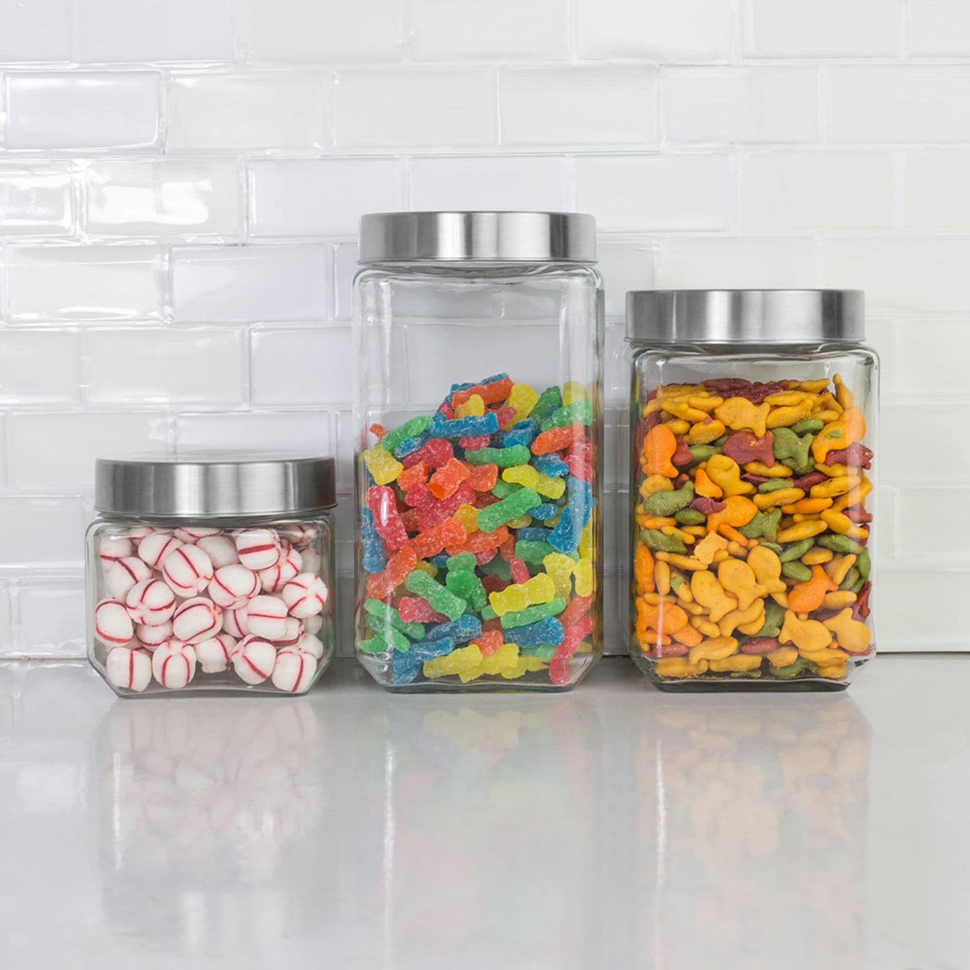 Air-Tight Twist Top Lid Kitchen Canister Home Basics Size: 10.75 H x 4.5 W x 4.5 D